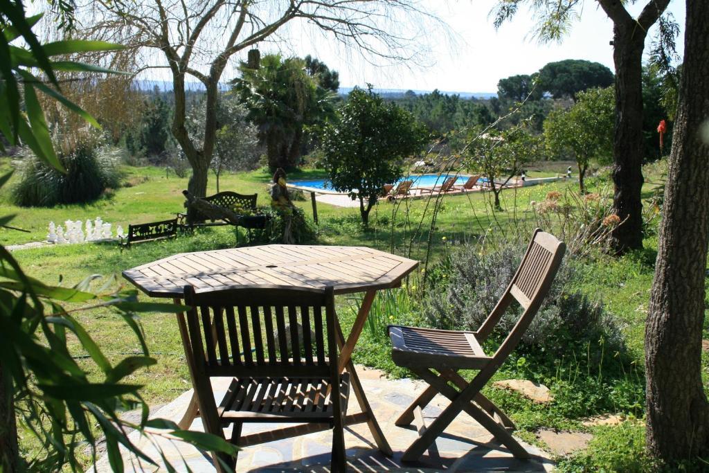 Monte Da Choca Guest House Sao Teotonio Phòng bức ảnh